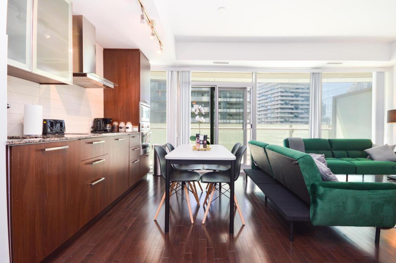 Downtown Toronto Condo Near Cn Tower, Mtcc, Rogers Center , Union Station Exterior foto