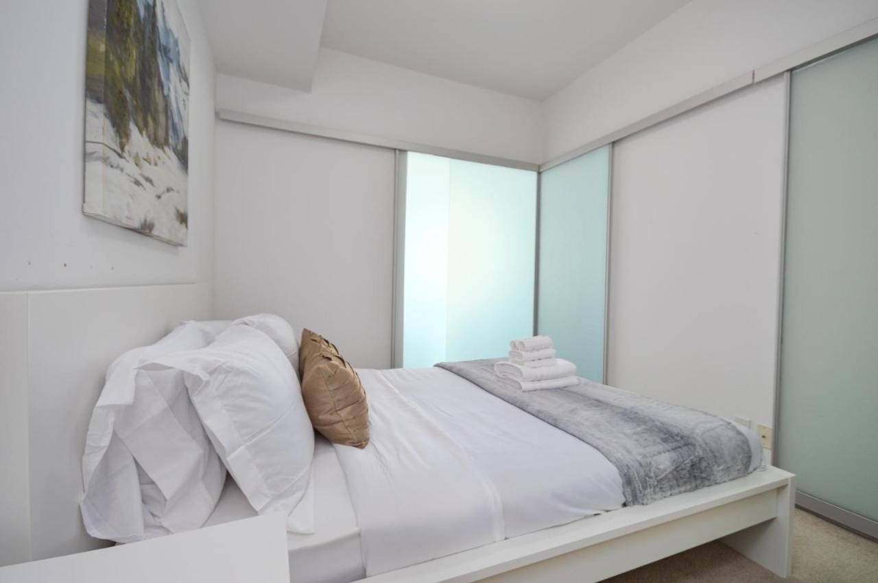 Downtown Toronto Condo Near Cn Tower, Mtcc, Rogers Center , Union Station Exterior foto